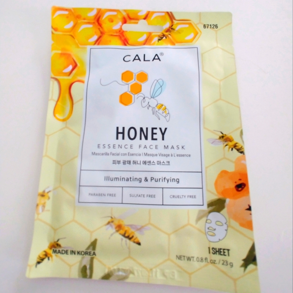 Honey Essence Face Mask - Illuminating & Purifying